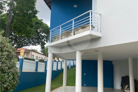 Casa à venda com 5 quartos, sendo 3 suítes, no condomínio Zuleika Jabour, Salto - SP