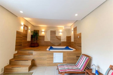 Apartamento à venda com 2 quartos, sendo 1 suíte, em Praça da Bandeira, Rio de Janeiro, RJ