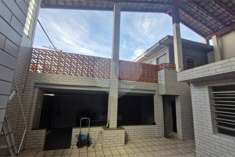 Sobrado à venda com 3 quartos, sendo 1 suíte, em Campo Grande, São Paulo, SP