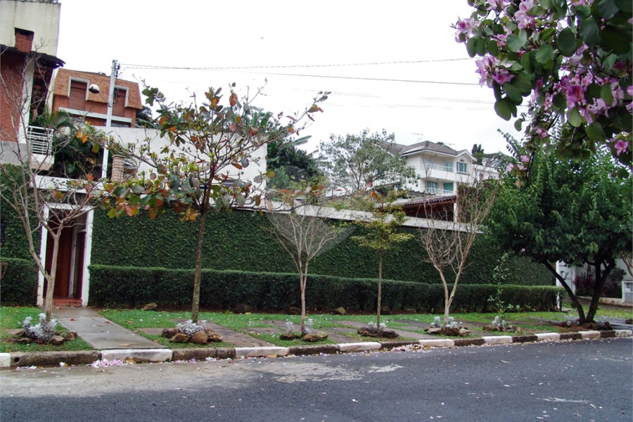 Sobrado à venda com 5 suítes em Tremembé, São Paulo, SP