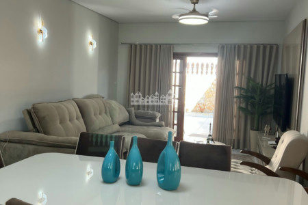 Casa à venda com 3 quartos, sendo 1 suíte,  em Retiro das Fontes, Atibaia, SP