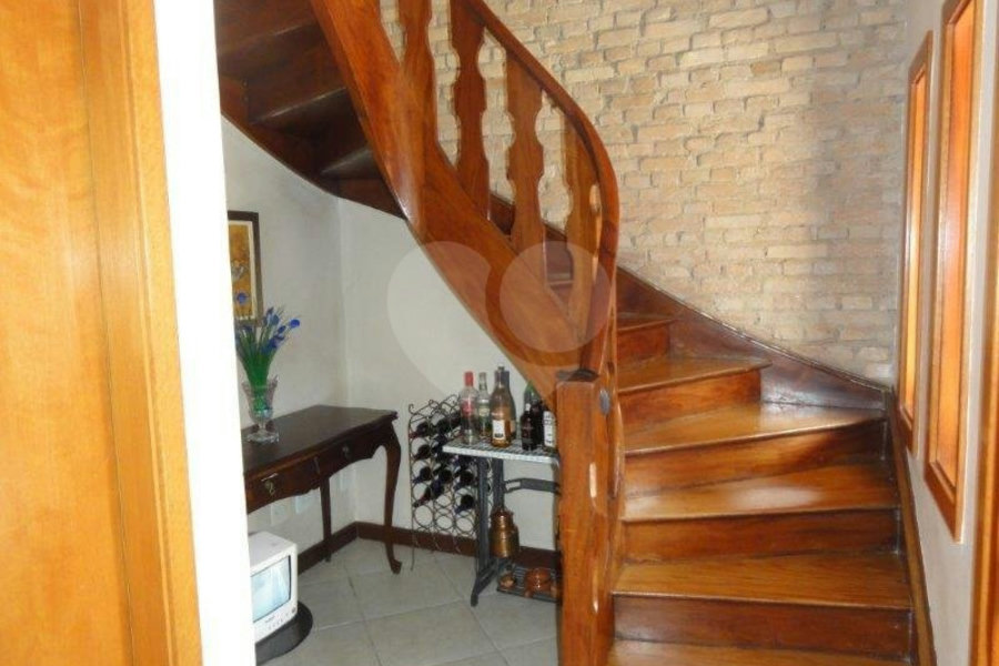 Sobrado à venda com 3 quartos, sendo 1 suíte, em Jardim São Paulo(zona Norte), São Paulo, SP