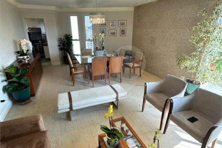 Apartamento à venda com 3 suítes em Santa Teresinha, São Paulo, SP