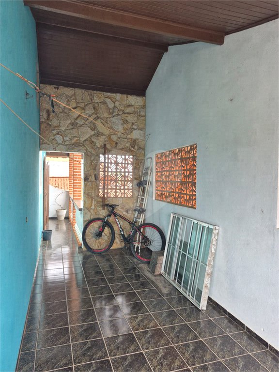 Sobrado à venda com 3 quartos, sendo 1 suíte, em Jardim Modelo, Suzano, SP