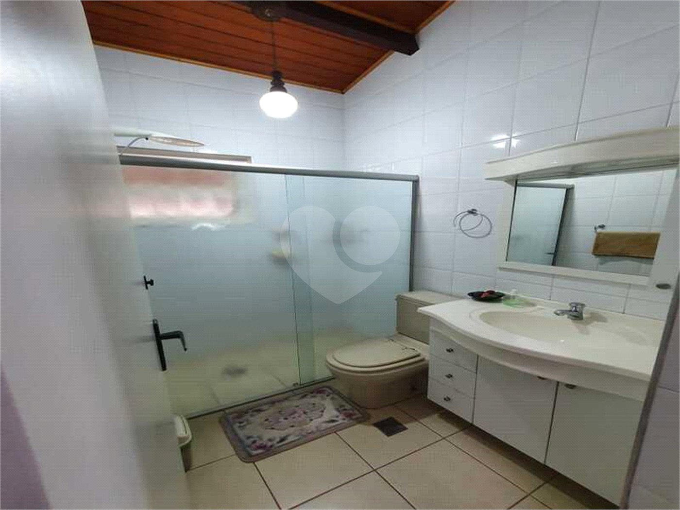 Chácara à venda com 3 quartos, sendo 1 suíte,  em Lago Azul, Araçoiaba da Serra, SP