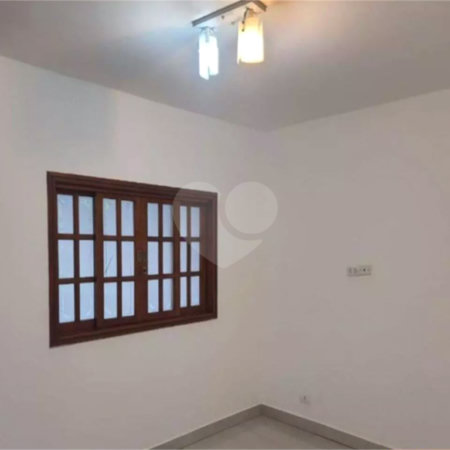 Casa à venda com 2 quartos, sendo 1 suíte, em Vila Leis, Itu, SP