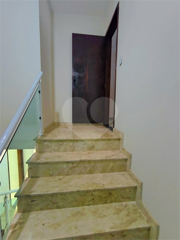 Sobrado à venda com 3 quartos, sendo 1 suíte,  em Jardim Alice, Indaiatuba, SP