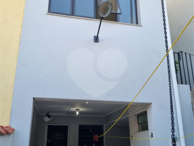 Sobrado à venda com 3 quartos em Tremembé, São Paulo, SP