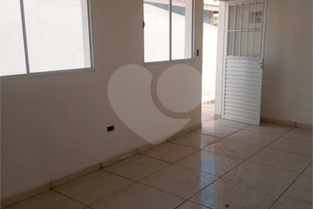 Casa à venda com 2 quartos em Jardim dos Ipês, Mairinque, SP
