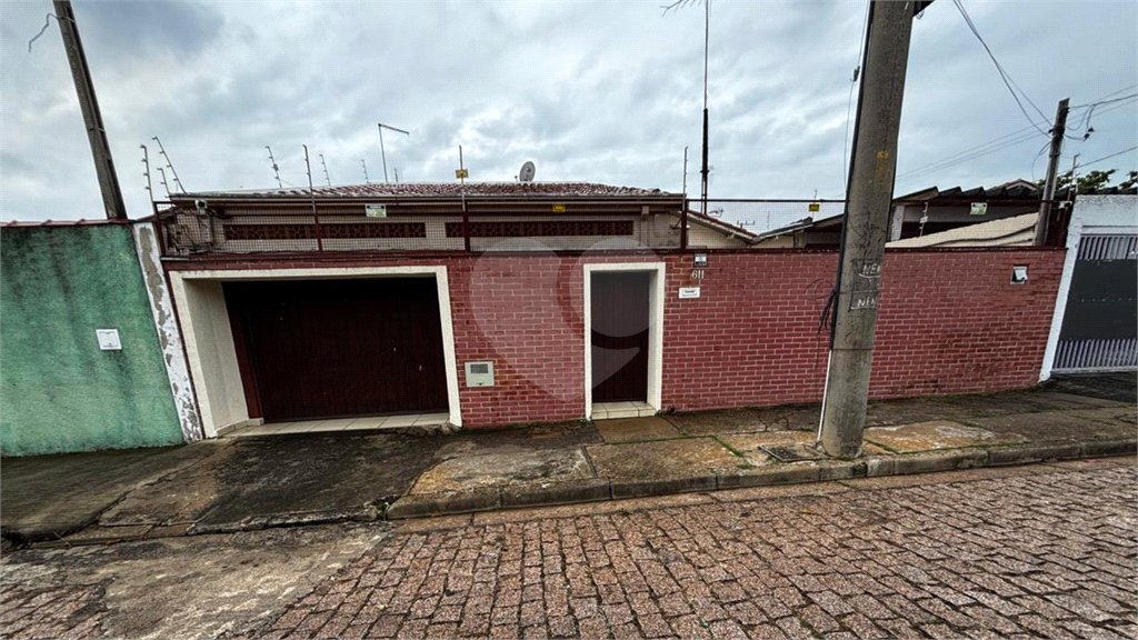 Casa à venda com 3 quartos em Jardim Marília, Salto, SP