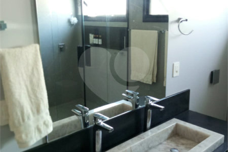 Casa à venda ou para alugar com 3 suítes no condomínio Residencial Central Parque, Salto - SP