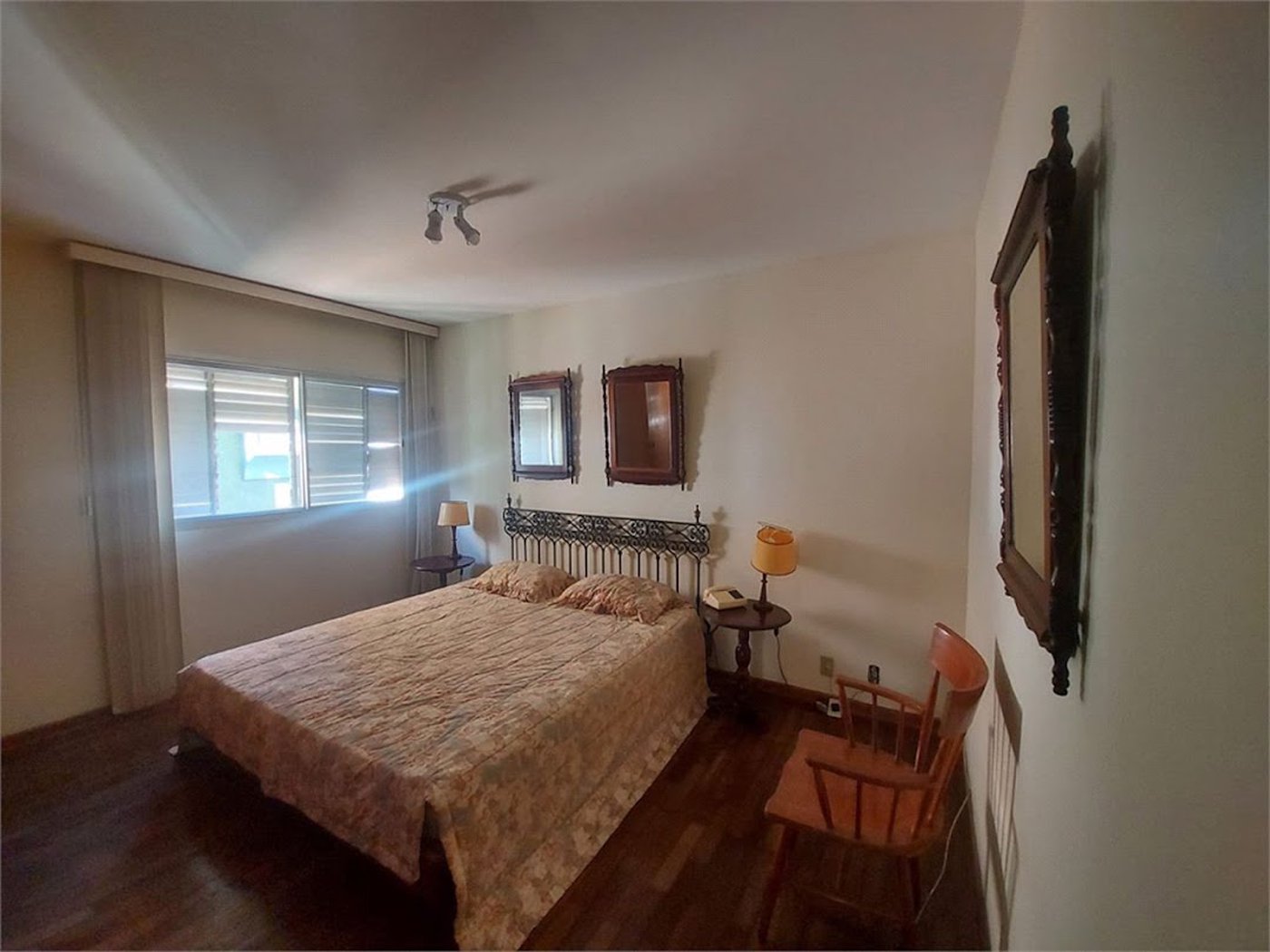 Apartamento Residencial à venda, Pitangueiras, Guarujá - AP1677.