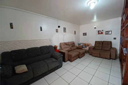Sobrado à venda com 4 quartos, sendo 2 suítes, em Vila Medeiros, São Paulo, SP
