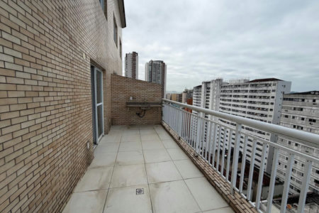 Cobertura com 2 dormitórios à venda, 98 m² por R$ 900.000,00 - José Menino - Santos/SP