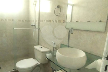 Casa à venda com 3 quartos, sendo 1 suíte, em Campo Grande, Rio de Janeiro, RJ