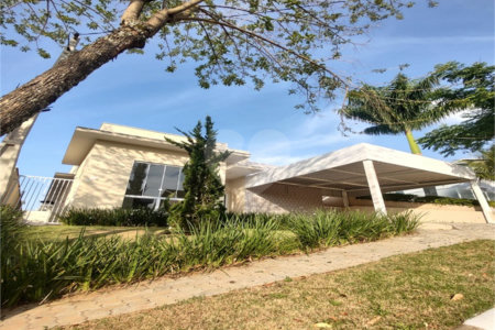Casa à venda com 3 quartos, sendo 1 suíte,  no condomínio Atibaia Park 1, Atibaia - SP