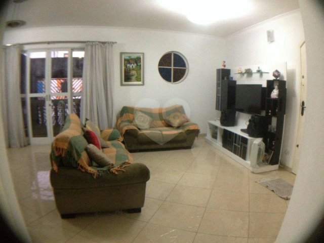 Sobrado à venda com 3 quartos, sendo 2 suítes,  em Imirim, São Paulo, SP