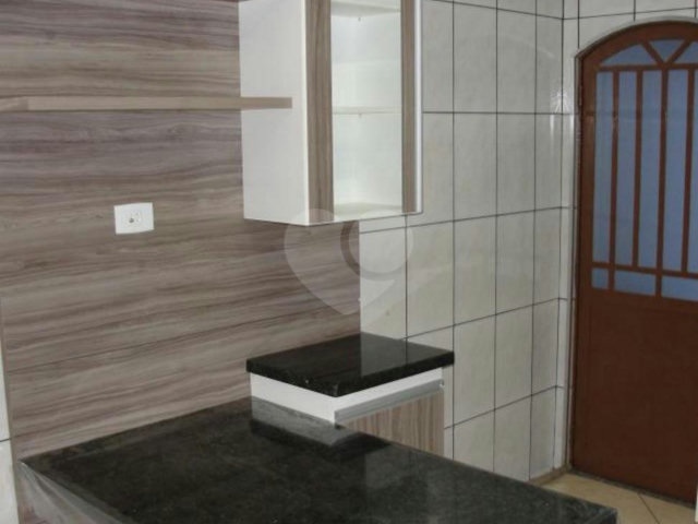 Sobrado à venda com 3 quartos, sendo 1 suíte,  em Tremembé, São Paulo, SP