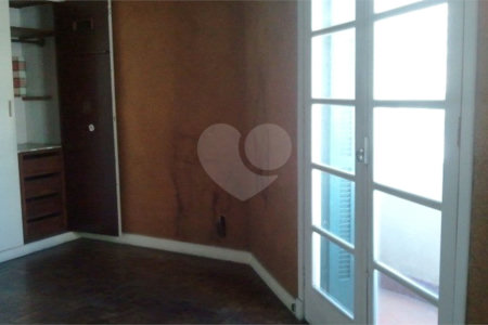 APARTAMENTO NA VILA MARIANA