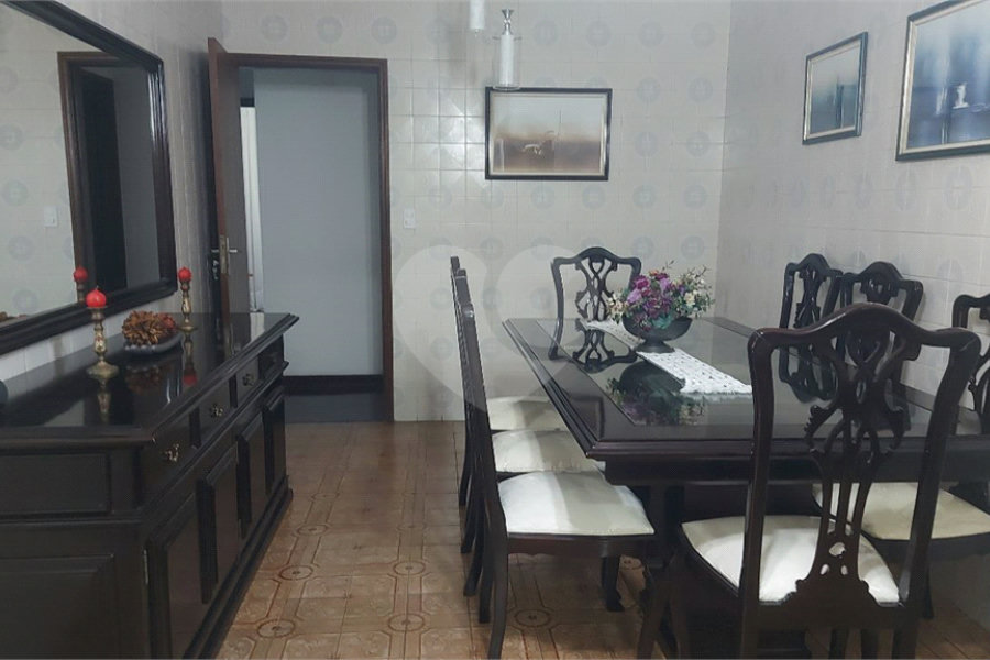 Sobrado à venda com 3 quartos, sendo 1 suíte, em Tremembé, São Paulo, SP