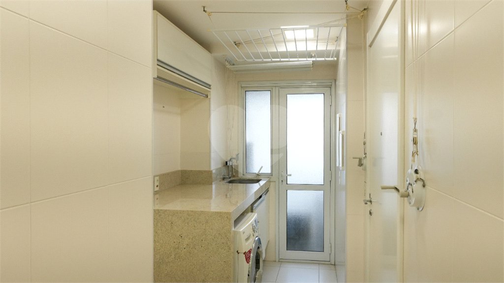 Apartamento à venda com 3 suítes em Brooklin, São Paulo, SP