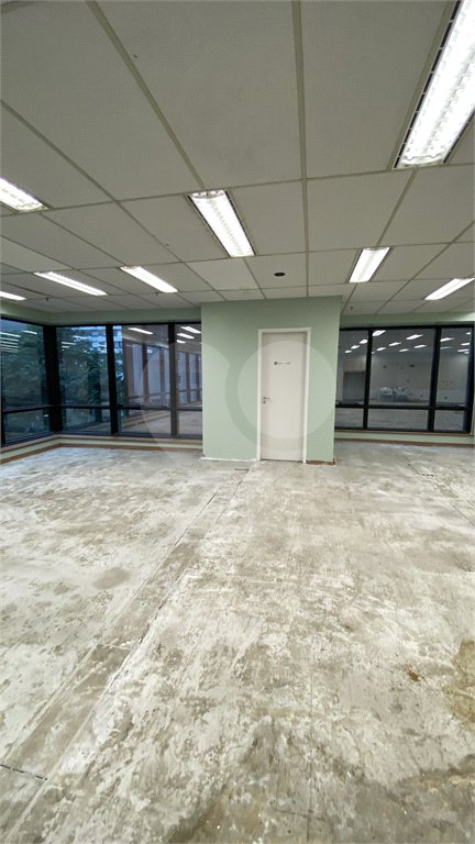 Sala comercial Alto padrão Alameda Santos