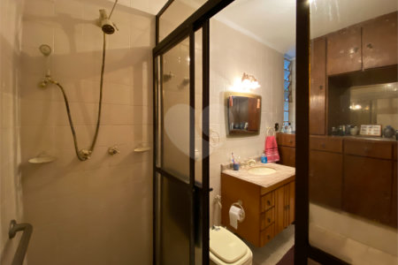 Apartamento à venda com 3 quartos, sendo 1 suíte, em Santa Cecília, São Paulo, SP