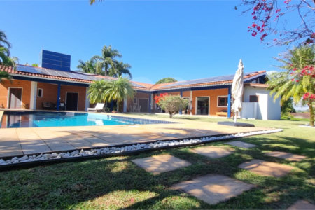Casa à venda com 4 suítes no condomínio Residencial Vale das Laranjeiras, Indaiatuba - SP