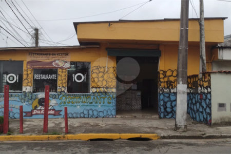 Casa à venda com 4 quartos em Vila Mogilar, Mogi das Cruzes, SP
