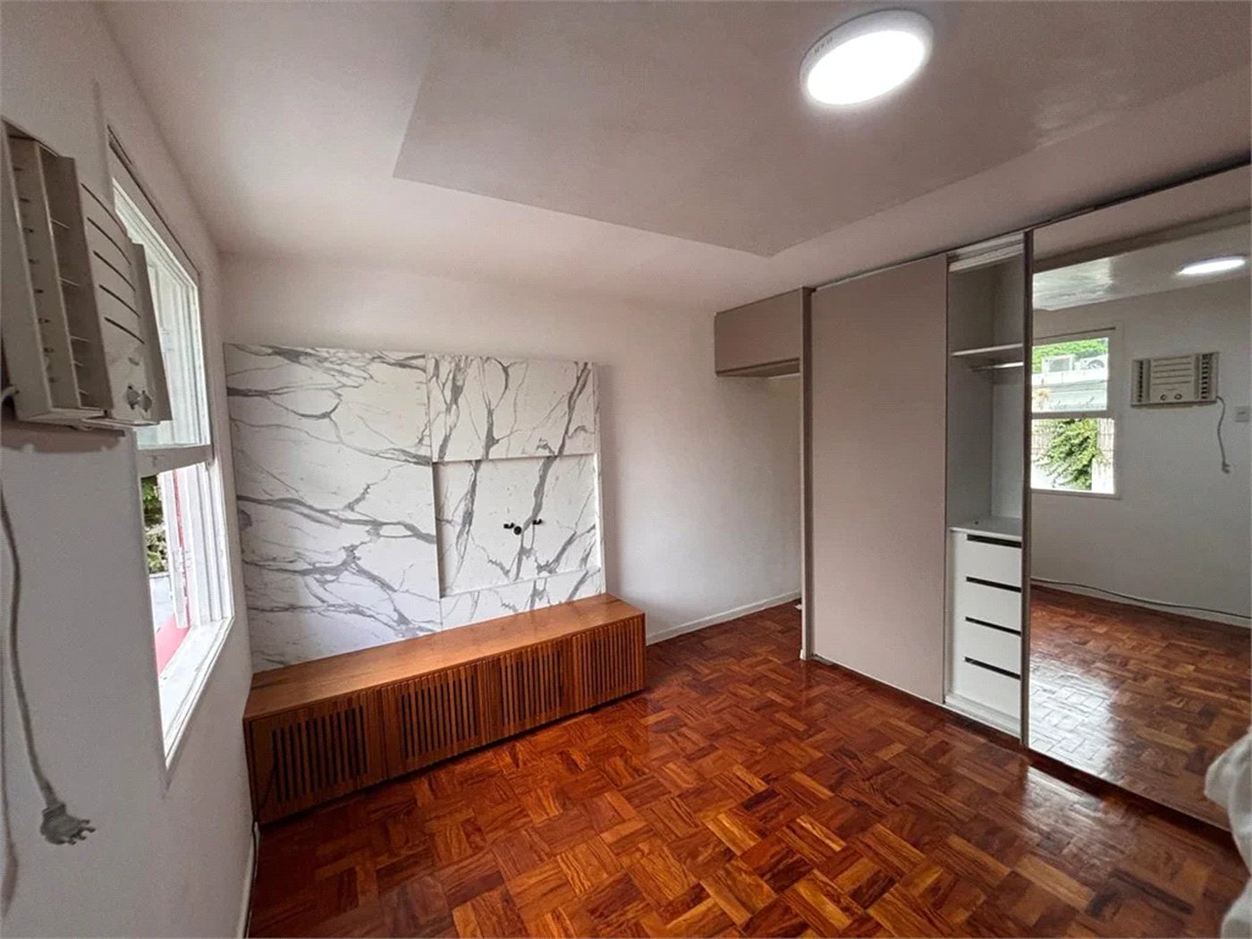 Casa de Vila à venda com 3 quartos, sendo 1 suíte, no condomínio Ministro Luiz Gallotti, São Paulo - SP