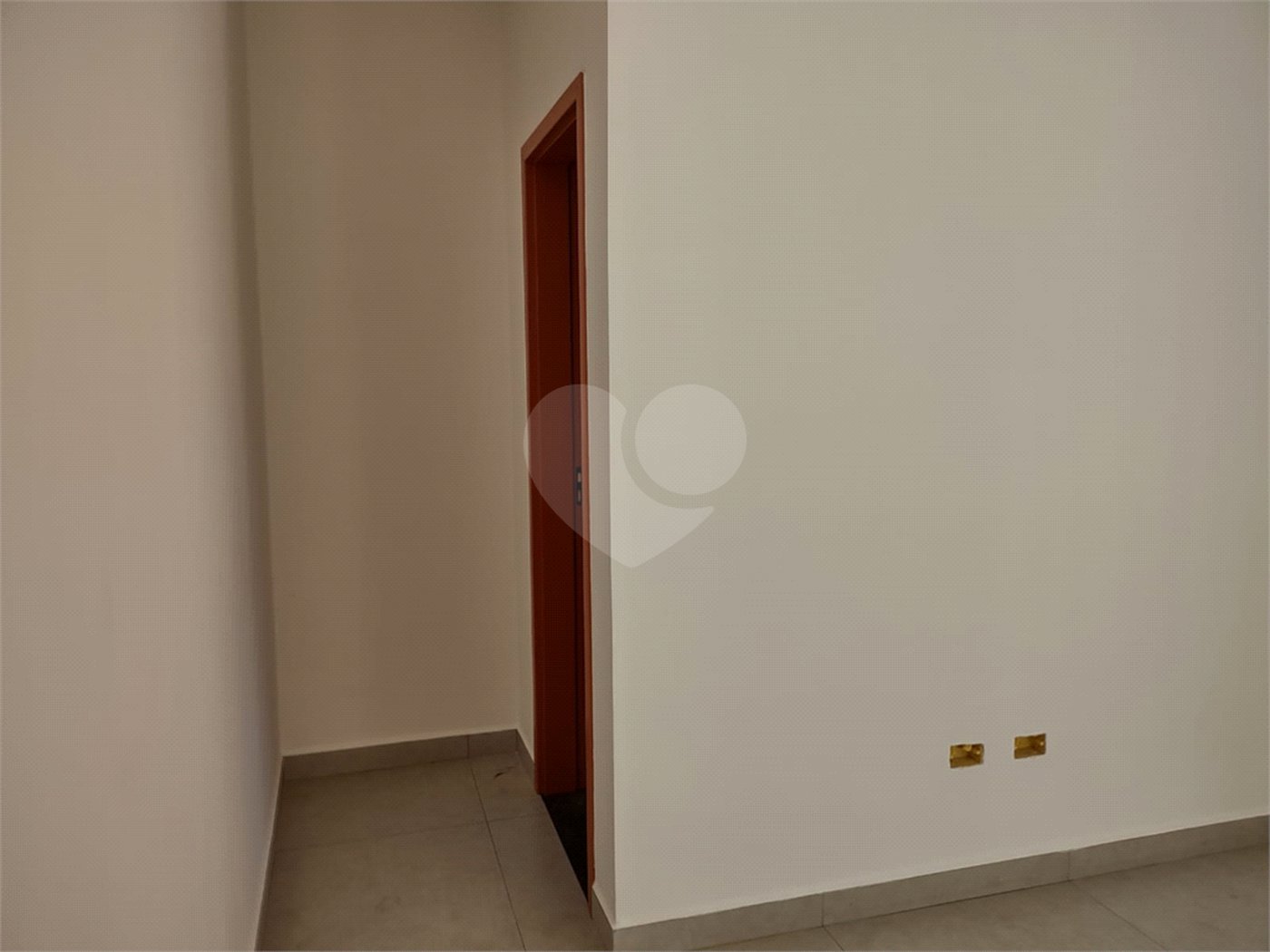 Casa à venda com 2 suítes em Jardim Santo Antônio, Atibaia, SP