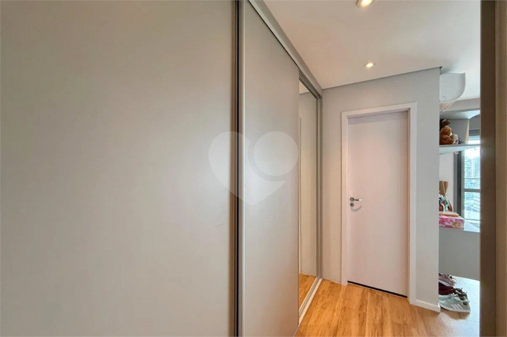 Apartamento à venda com 3 suítes em Santo Amaro, São Paulo, SP