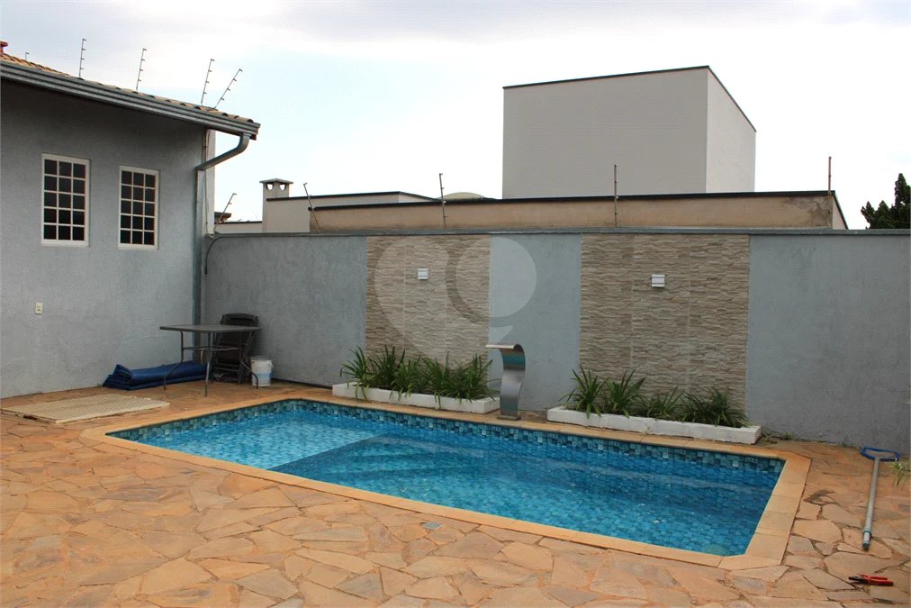 Casa à venda ou para alugar com 2 quartos em Jardim Santa Helena, Valinhos, SP