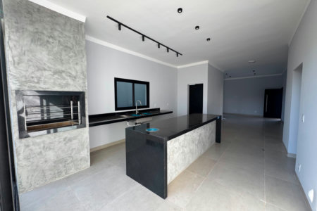 Casa à venda com 3 quartos, sendo 1 suíte,  em Residencial Costa Leste, Três Lagoas, MS