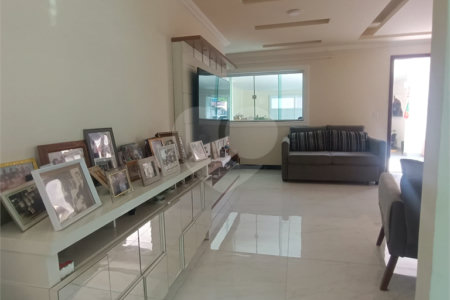 Casa à venda com 3 quartos, sendo 1 suíte,  em São José, Armação dos Búzios, RJ