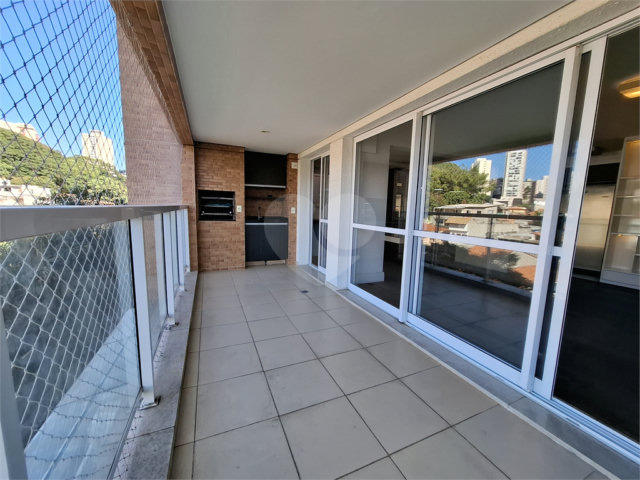 Apartamento à venda com 3 suítes em Lapa, São Paulo, SP