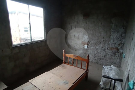 Casa à venda com 2 quartos em Campo Grande, Rio de Janeiro, RJ