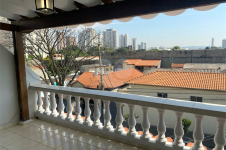 Casa à venda com 3 quartos em Lapa, São Paulo, SP