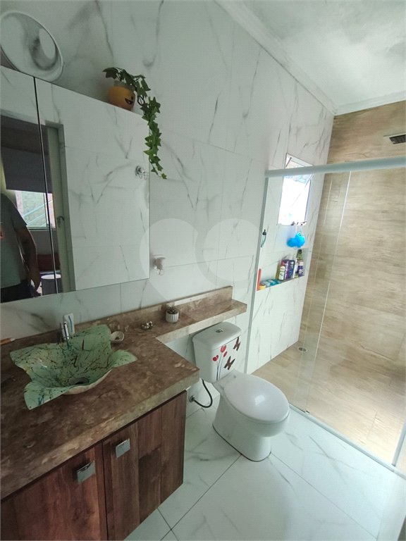 Sobrado à venda com 2 quartos, sendo 1 suíte, em Parque Novo Oratório, Santo André, SP