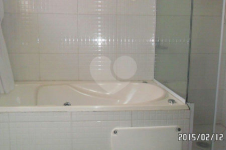 Apartamento à venda com 2 quartos, sendo 1 suíte, em Parada Inglesa, São Paulo, SP