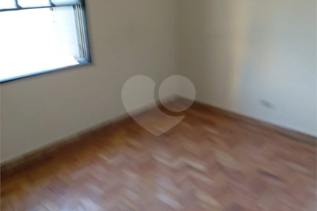 Sobrado à venda com 2 quartos em Vila Gumercindo, São Paulo, SP