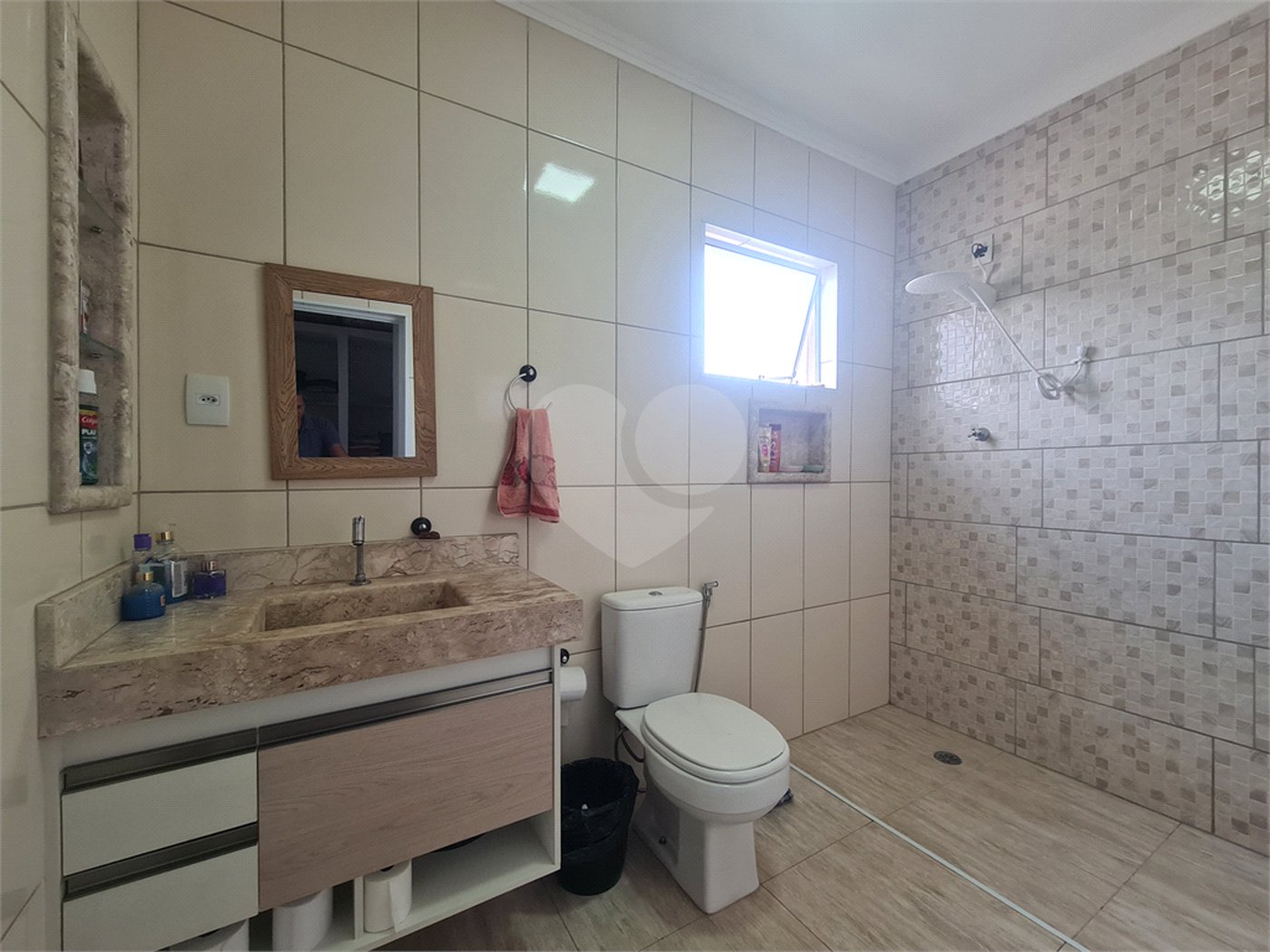 Casa à venda com 3 quartos, sendo 1 suíte,  no condomínio Reserva Ipanema I, Sorocaba - SP