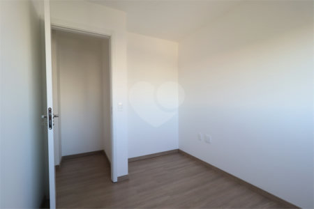 Apartamento à venda com 3 quartos, sendo 1 suíte, em Vila Anastácio, São Paulo, SP