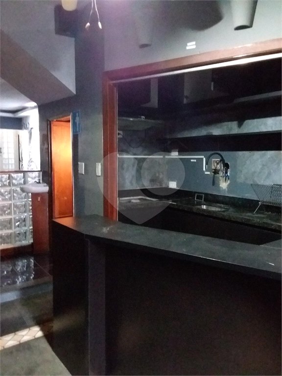 Sobrado à venda com 3 quartos em Moema, São Paulo, SP