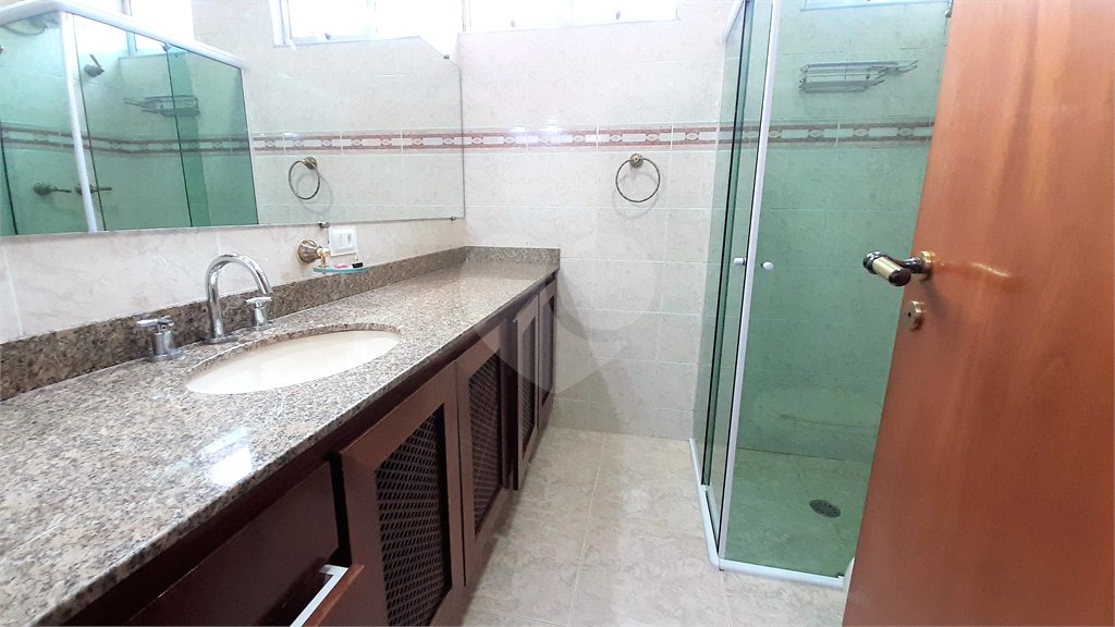 Casa à venda com 3 quartos, sendo 1 suíte, em Chácara Santo Antônio (zona Sul), São Paulo, SP