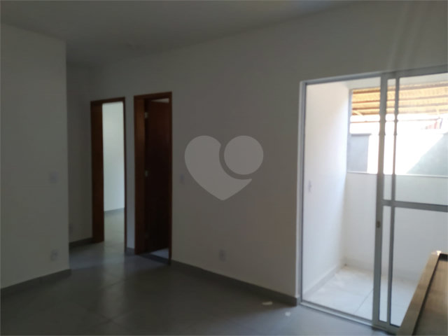 Casa à venda com 2 quartos no condomínio Residencial Magueta, São Paulo - SP