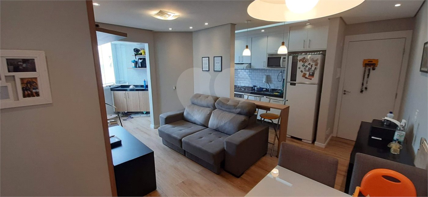 Apartamento à venda com 3 quartos, sendo 1 suíte, em Brás, São Paulo, SP