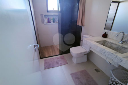Casa à venda com 5 quartos, sendo 2 suítes, no condomínio Terras de Jundiaí, Jundiaí - SP