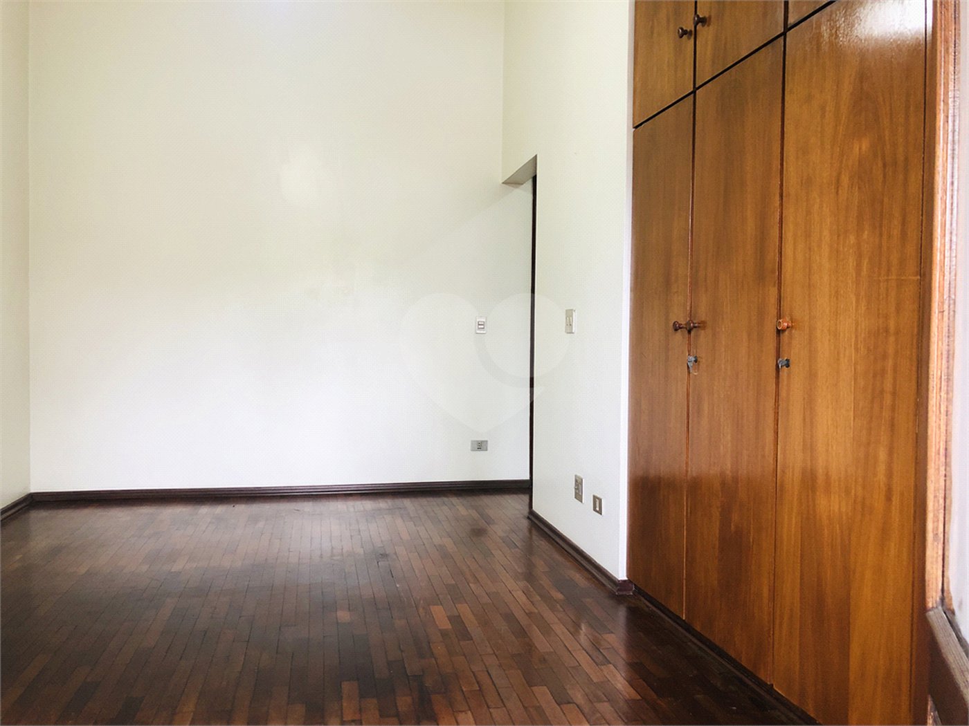 Sobrado à venda com 4 quartos, sendo 1 suíte, em Santana, São Paulo, SP