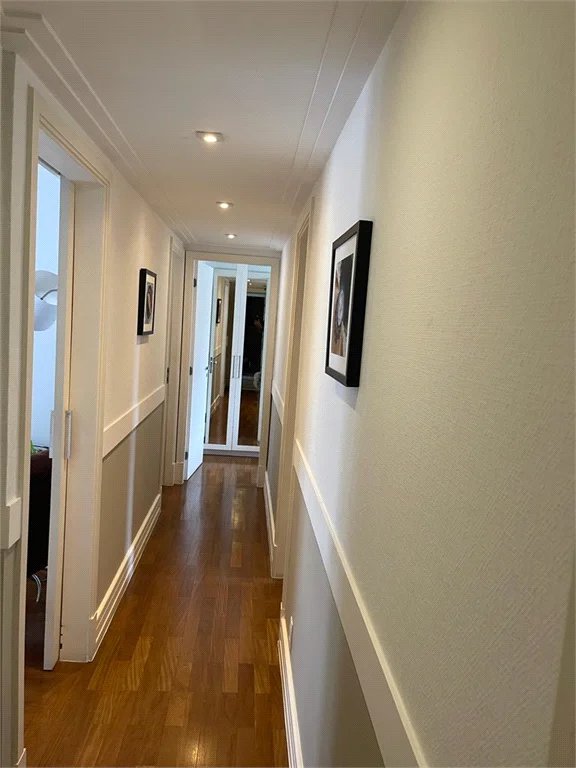 Apartamento à venda com 3 suítes em Vila Gertrudes, São Paulo, SP